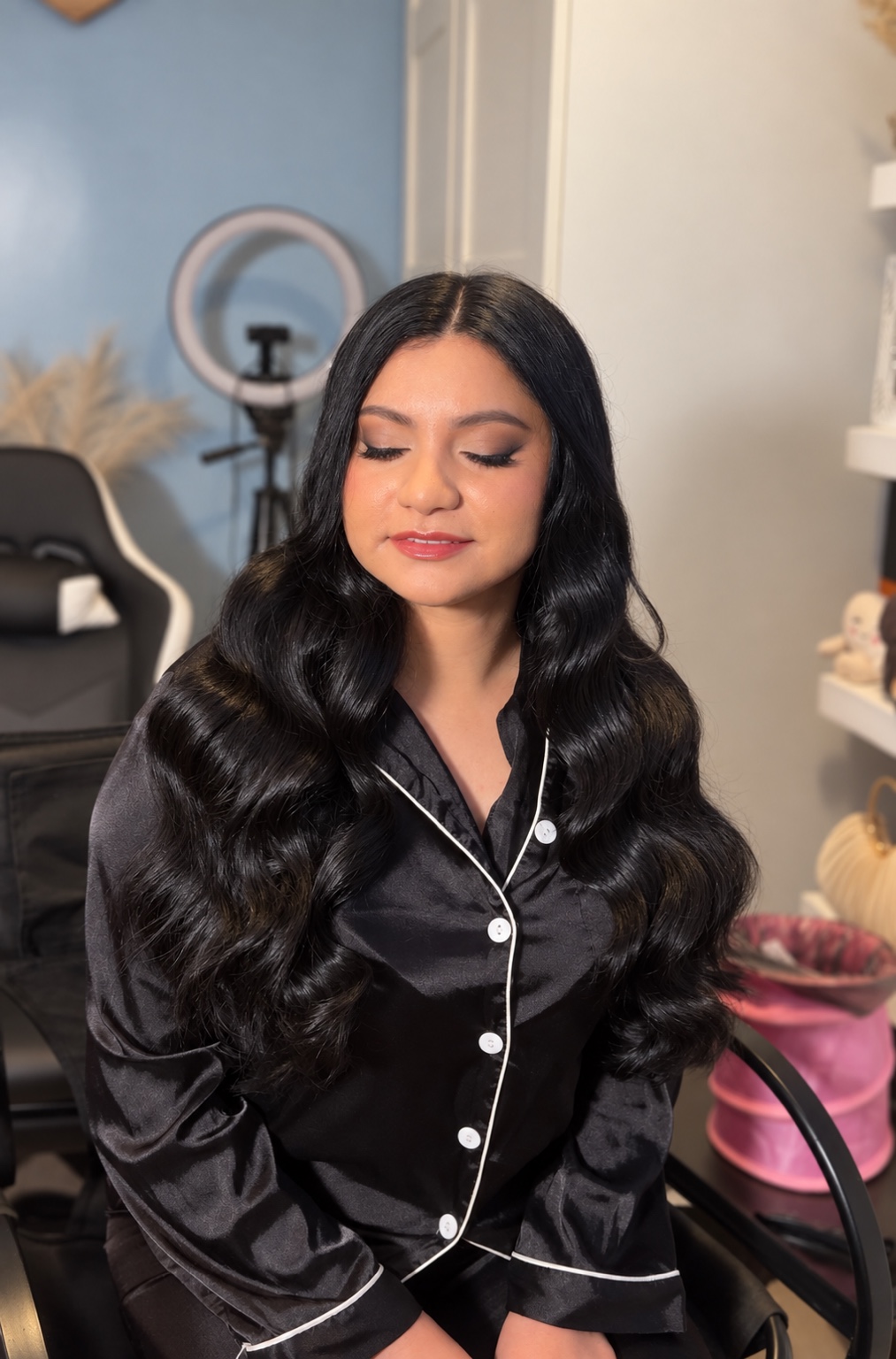 Maquillaje y ondas definidas